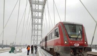 Prvi voz testirao prugu na novom Žeželjevom mostu (FOTO)