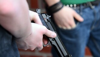 MUP: Mladići iz okoline Novog Sada osumničeni za razbojništvo uz pretnju pištoljem