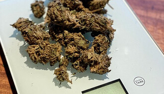 MUP: Kod Vrbašanina pronađeno više od kile marihuane i vaga