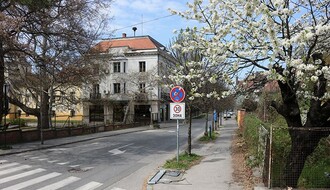 Dobro jutro, Novi Sade, procvetali grade