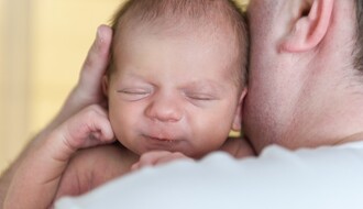 MATIČNA KNJIGA ROĐENIH: U Novom Sadu upisana 91 beba