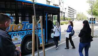 U gradske autobuse trenutno samo s pokaznom, u sledećoj fazi na red dolaze đaci