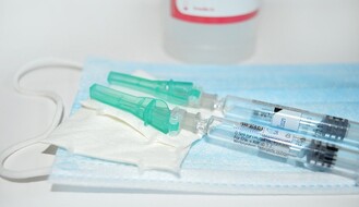 SZO: U Srbiju početkom aprila stižu vakcine iz Kovaks programa