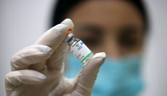 "SINOFARM": Treća doza vakcine mogla bi da pomogne odbrani od mutacija virusa