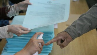 RIK: Obrađeno 97,42 odsto biračkih mesta, pristiglo 49 prigovora