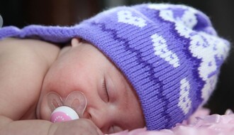 MATIČNA KNJIGA ROĐENIH: U Novom Sadu upisane 142 bebe