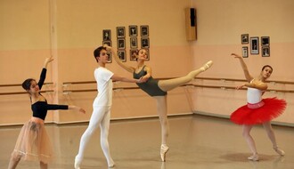 Baletska škola u godini jubileja: Od sale s furunom bubnjarom do pozorišne scene