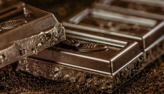 ISTRAŽIVANJE: Crna čokolada smanjuje rizik od depresije