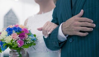 MATIČNA KNJIGA VENČANIH: Brak u Novom Sadu sklopilo 14 parova